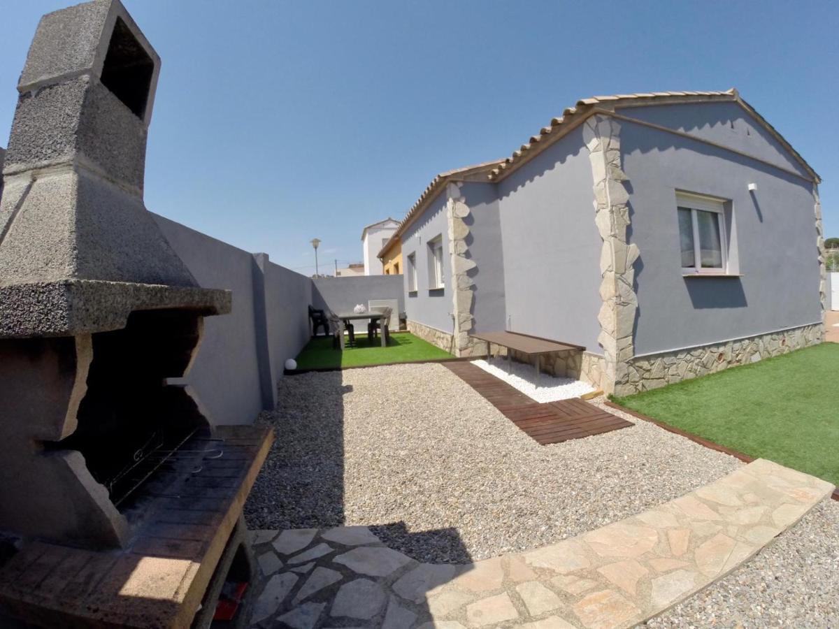 Villa Casa En L Escala Con Piscina Y Wifi Free L' Escala Exterior foto